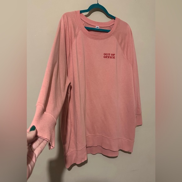 Old Navy xxl out of office embroidered Pink Crew Neck Sweater - Picture 2 of 5